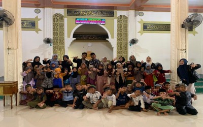 Mahasiswa UNISSAS Mengabdi Di Dusun Sungai Perak, Desa Pangkalan Kongsi dengan Kegiatan Keagamaan dan Pendidikan